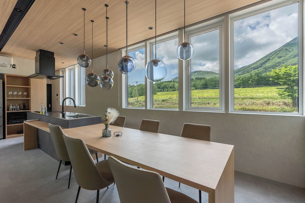 プレミア ヴィラ 客室16 | ジャパビスタ ルスツ