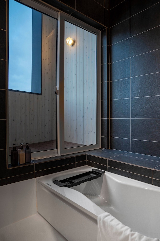 デラックス ヴィラ 客室30 | ジャパビスタ ルスツ