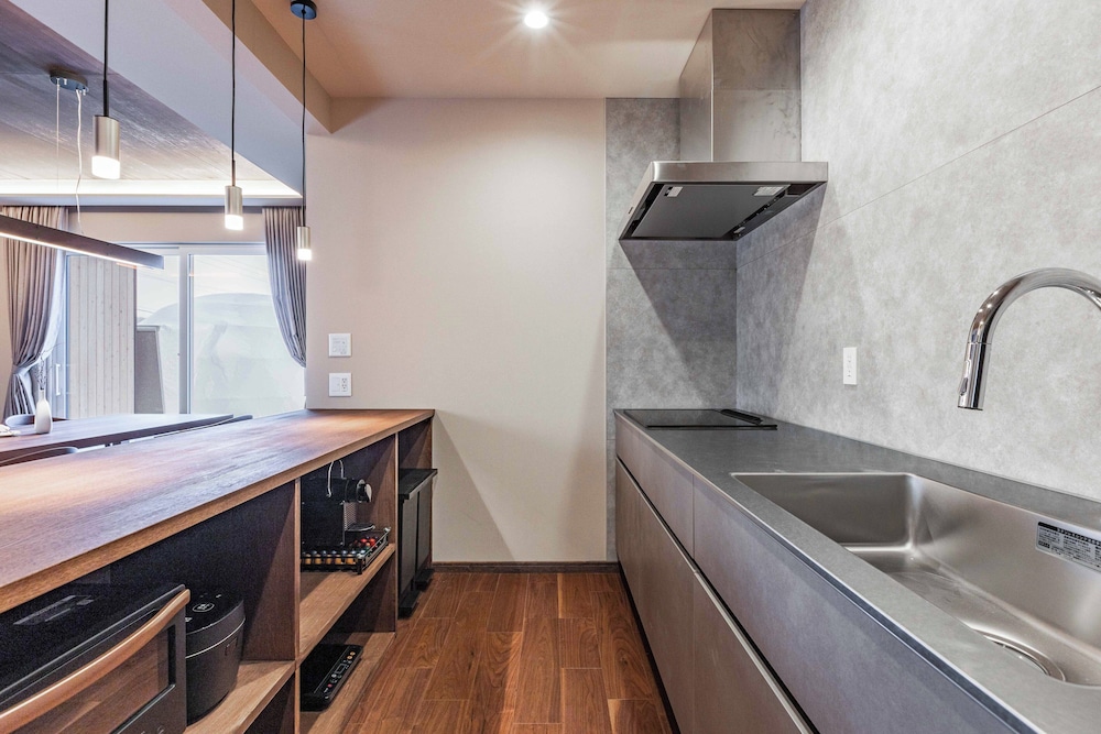 デラックス ヴィラ 客室18 | ジャパビスタ ルスツ