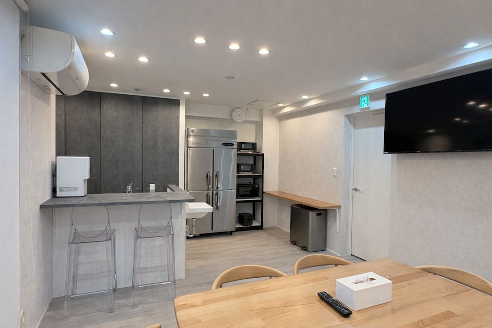 ハウス 客室9 | ワンワールド堺筋本町