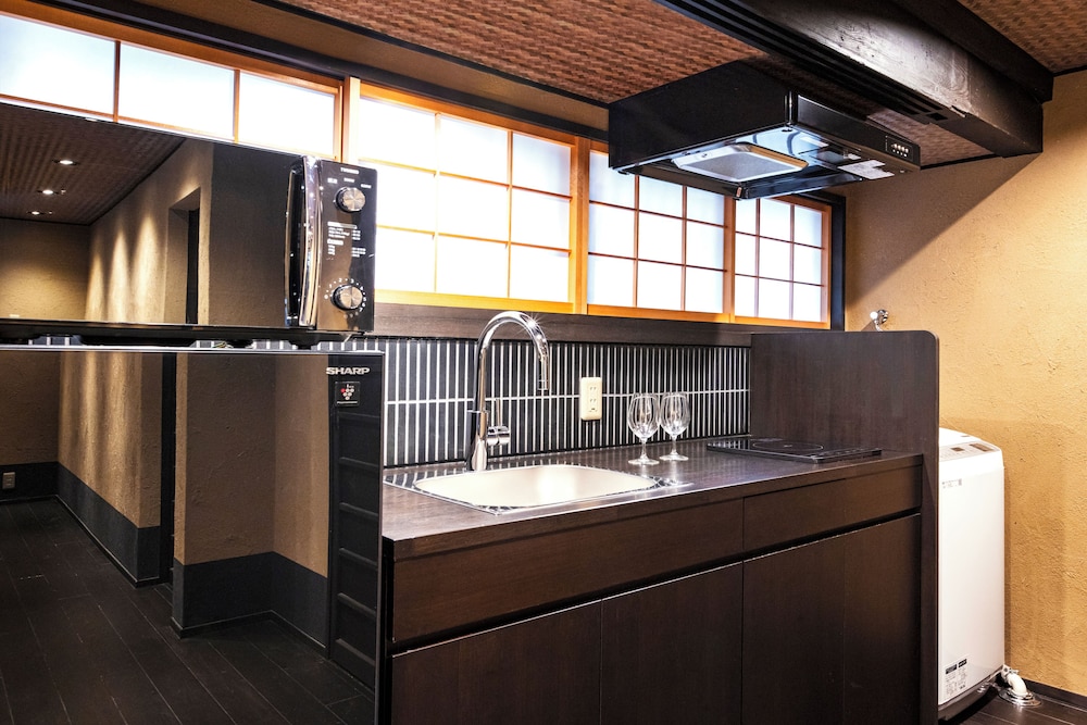 プレミアム タウンハウスNo.2 禁煙 専用キッチン0 | 鈴 プレミアム 飛雲