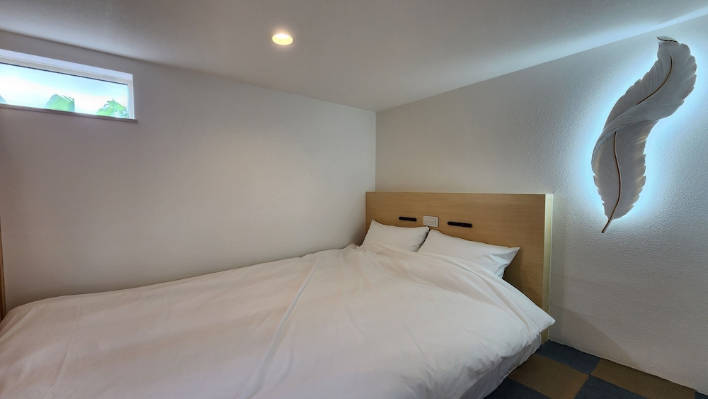 ダブルルーム 客室1 | ZUMI TERRACE うちなーみやリゾート宮古島