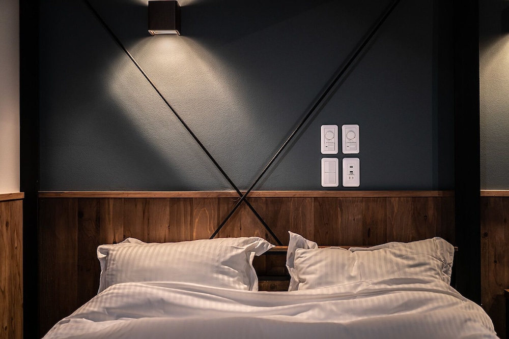 コンフォート ダブルルーム 禁煙 内装1 | リゾートイン西表島