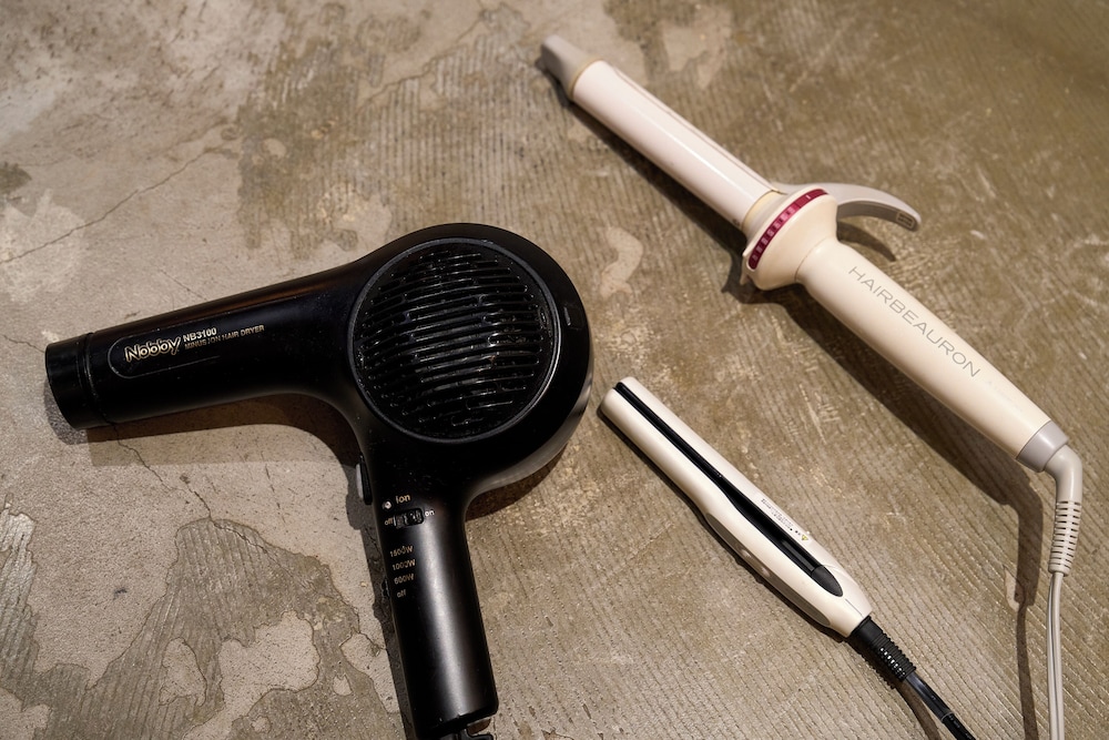 [下段隣室２室利用]スタンダード 共同ドミトリー 女性専用 禁煙 (チェックイン: 15:00~23:00) 客室9 | HELIO HOSTEL SAPPORO