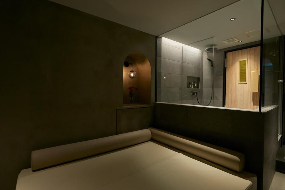 デラックス ルーム | Boutique Sauna ARCH