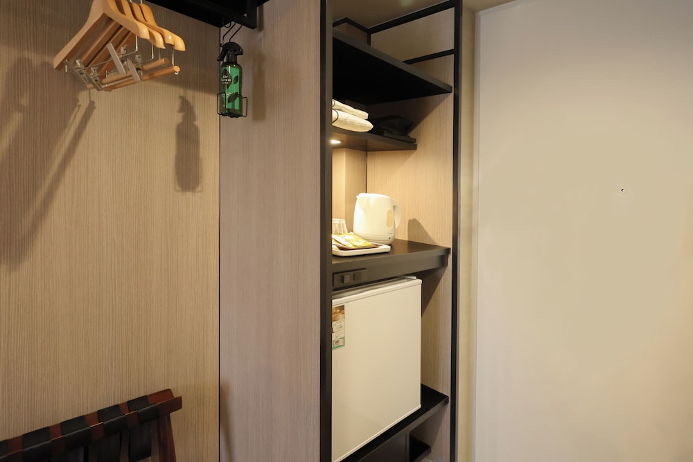 ダブルルーム 客室1 | SK HOTEL 神戸駅前