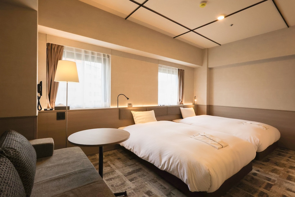 トリプルルーム | SK HOTEL 神戸駅前