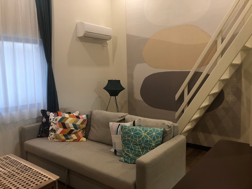 DONGOLOS family room (シングルベッド2台、ロフトシングルマット５枚) 禁煙 客室4 | COFFEE HOTEL Soundwave