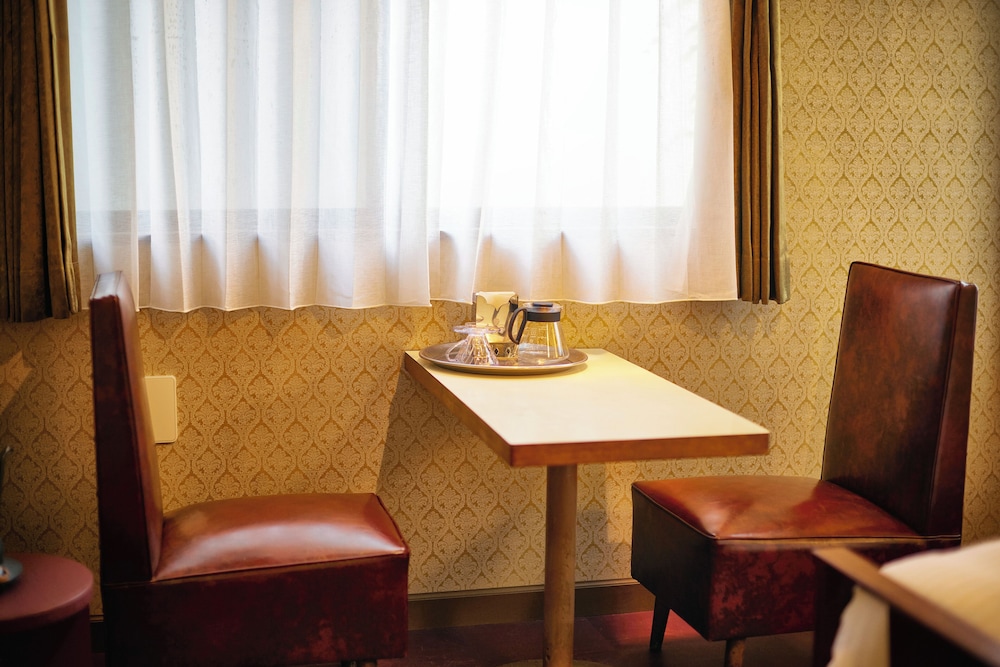 JUNKISSA twin (シングルベッド2台、ロフトシングルマット2枚) 禁煙 客室8 | COFFEE HOTEL Soundwave
