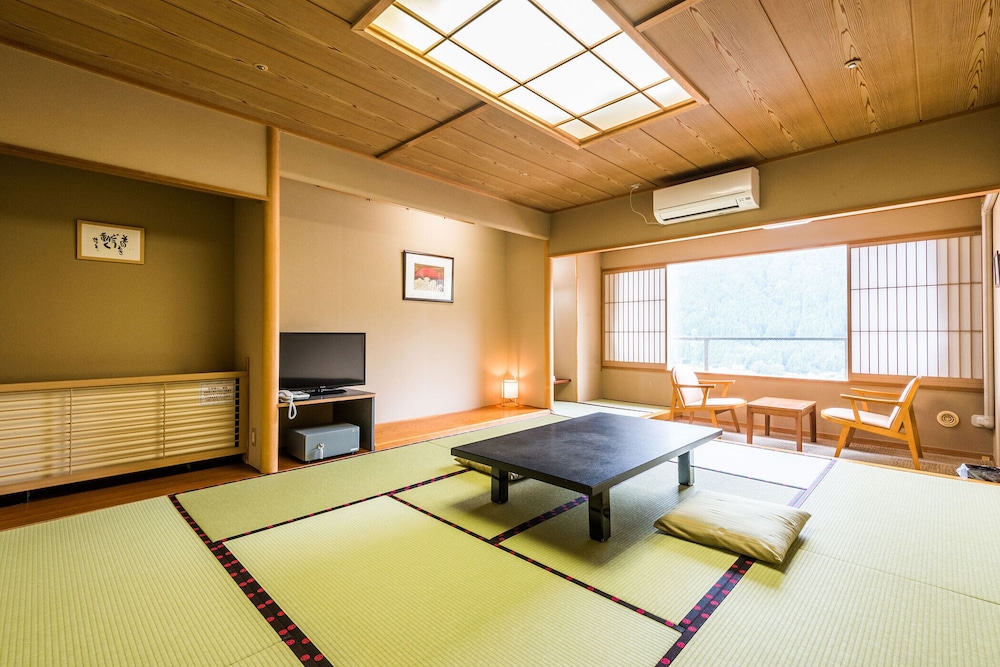 [禁煙]スーペリア和室10畳内風呂あり（新館） | 大江戸温泉物語 鳴子温泉 ますや