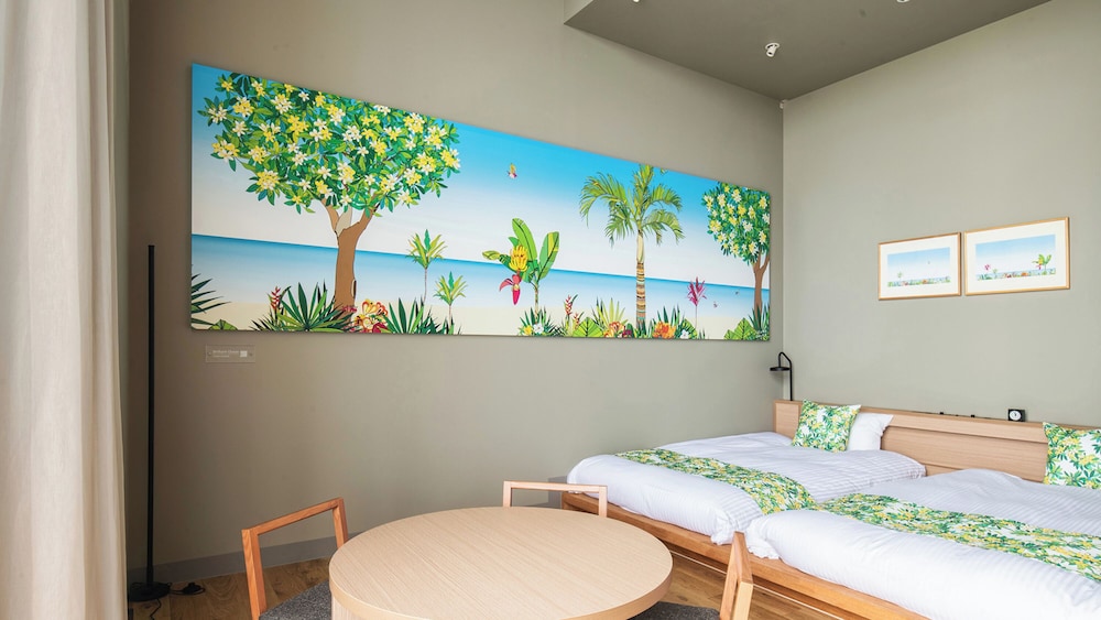 アーティストルーム（2名利用）（部屋指定不可）禁煙 客室4 | レフ沖縄アリーナ by ベッセルホテルズ