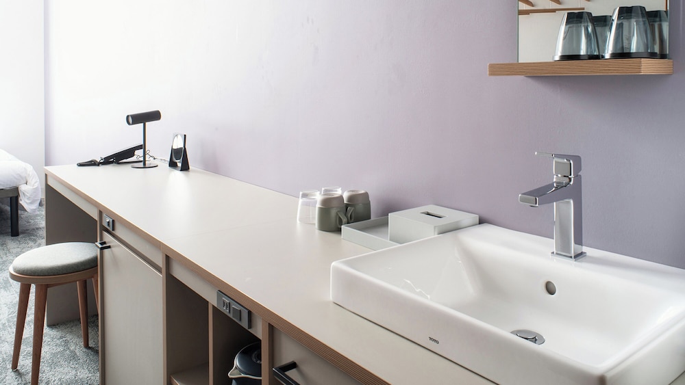 スーペリア ツインルーム 禁煙 客室5 | レフ沖縄アリーナ by ベッセルホテルズ