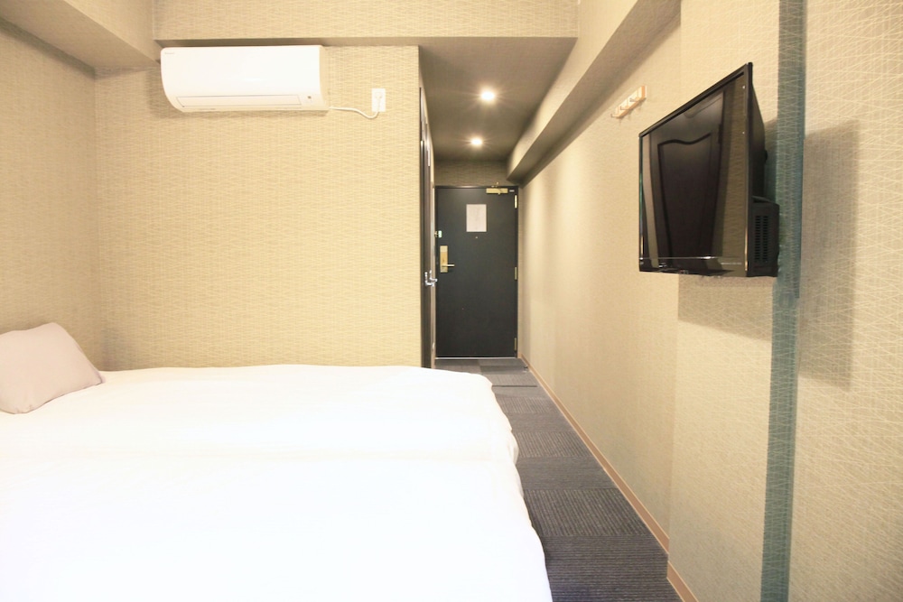 スタンダード ツインルーム 客室1 | HOTEL LEGASTA 京都白川三条
