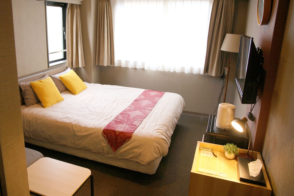 エコノミー ダブルルーム 客室2 | HOTEL LEGASTA 京都白川三条