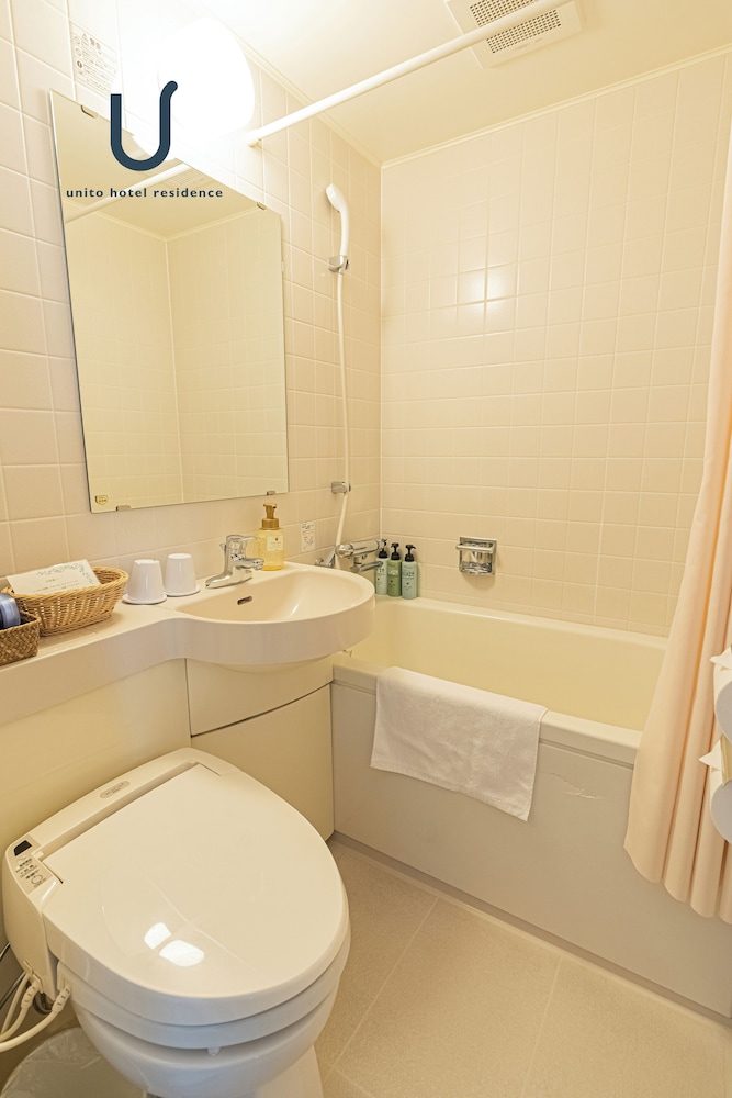 スタンダード ダブルルーム バスルーム0 | フォーレスト本郷 by unito