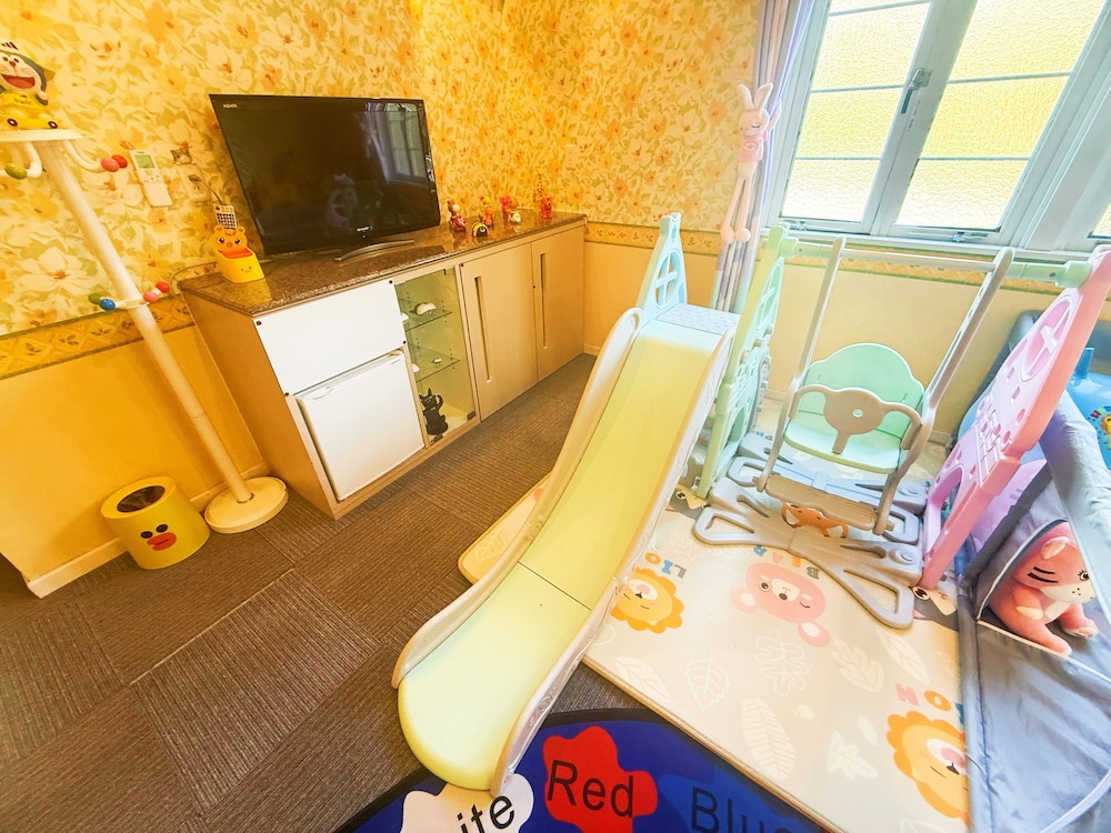 ファミリー ダブルルーム 客室2 | いかほの森 キッズパラダイス
