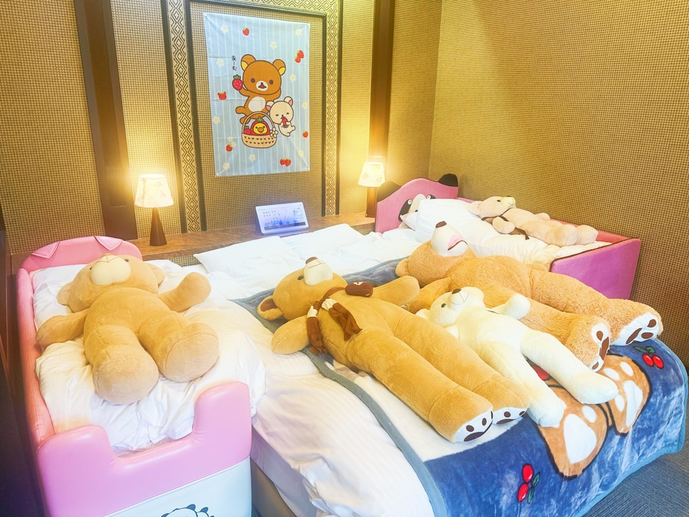 ファミリー ダブルルーム 客室1 | いかほの森 キッズパラダイス