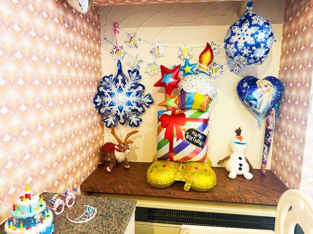 ファミリー ダブルルーム 客室1 | いかほの森 キッズパラダイス