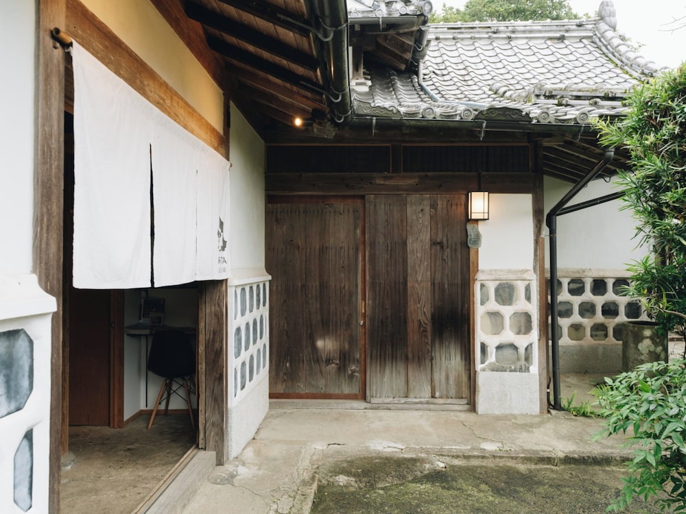 謐 SHIZUKA(宮路邸)檜風呂付 4名定員 禁煙 客室4 | RITA 出水麓