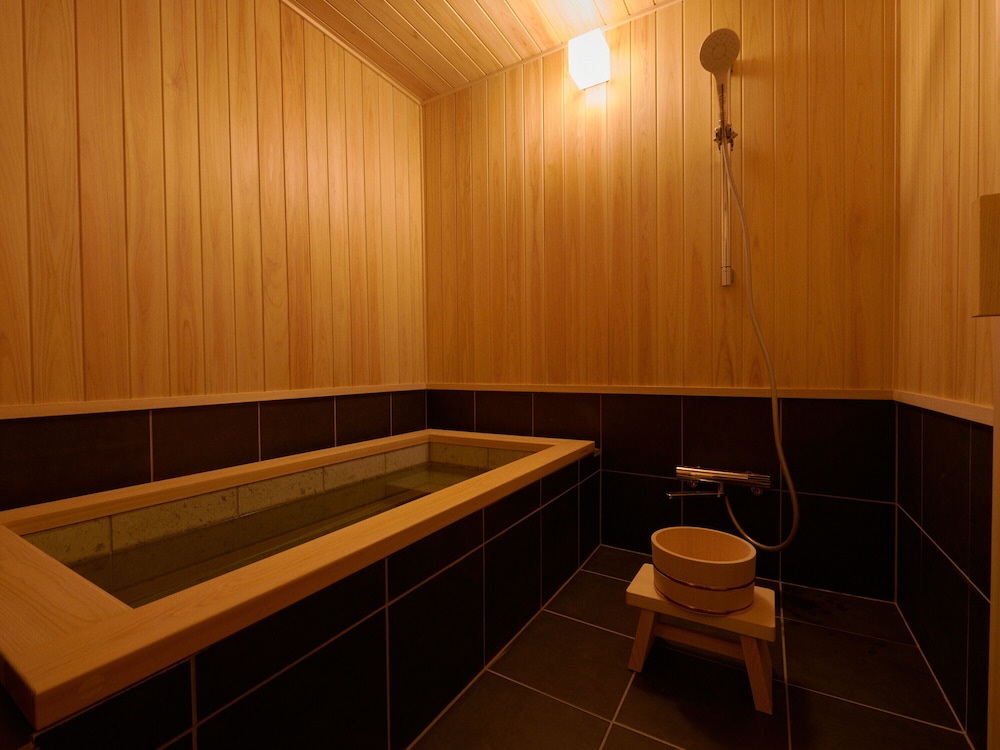 トラディショナル ハウス バスルーム1 | RITA 出雲平田