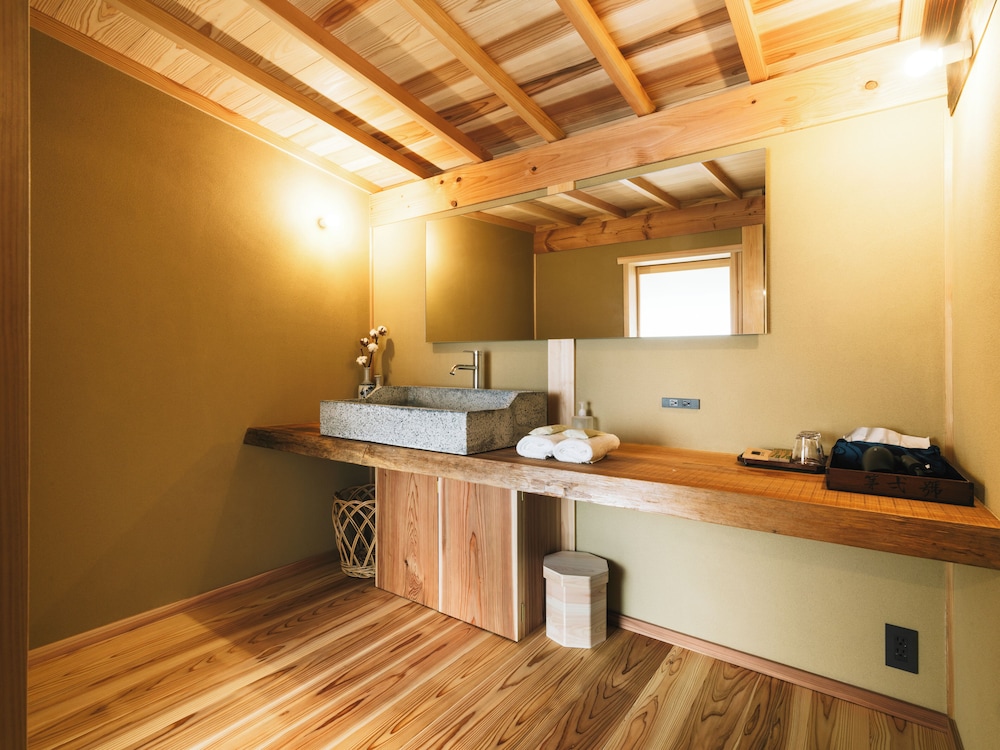 スタンダード ツインルーム バスルーム1 | RITA 出雲平田