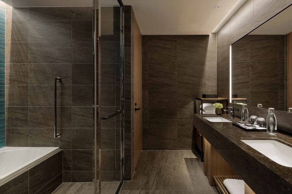 デラックス ルーム シングルベッド 2 台 禁煙 シティビュー バスルーム2 | TIAD 、オートグラフ コレクション