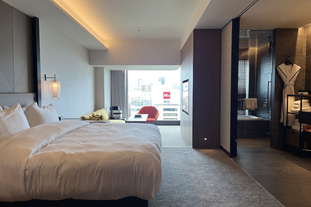 プレミア ルーム キングベッド 1 台 禁煙 パークビュー (Balcony) 客室5 | TIAD 、オートグラフ コレクション