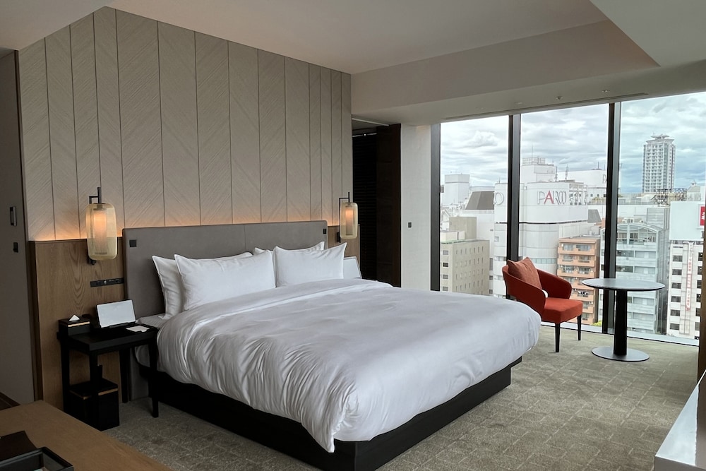 プレミア ルーム キングベッド 1 台 禁煙 コーナー (Park View) 客室2 | TIAD 、オートグラフ コレクション