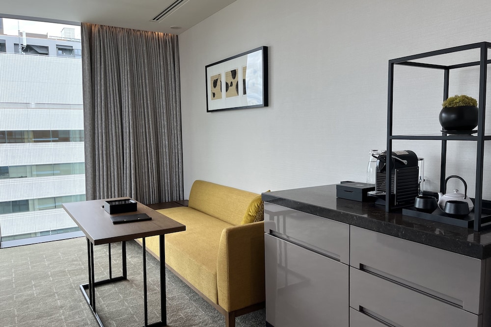 プレミア ルーム キングベッド 1 台 禁煙 コーナー (Park View) 客室1 | TIAD 、オートグラフ コレクション