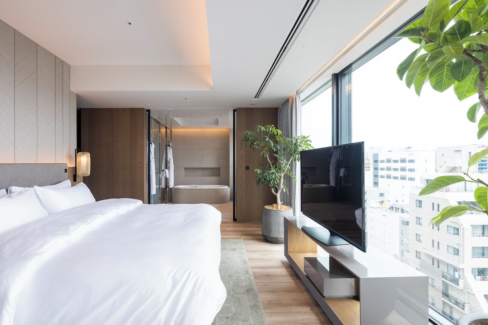 プレミア ルーム キングベッド 1 台 禁煙 シティビュー 客室3 | TIAD 、オートグラフ コレクション