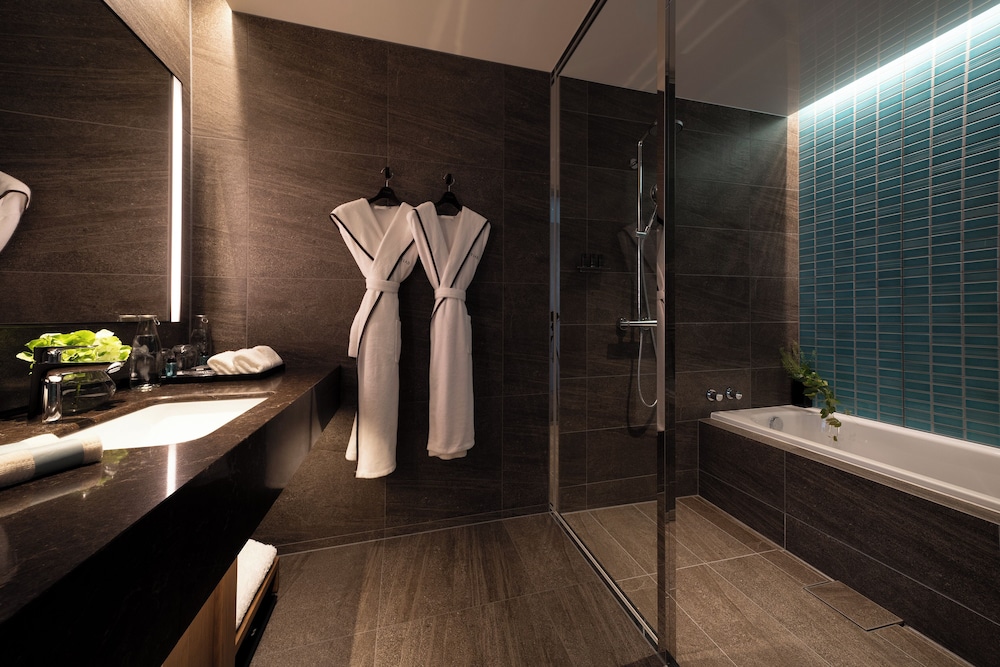 プレミア ルーム キングベッド 1 台 禁煙 シティビュー バスルーム0 | TIAD 、オートグラフ コレクション