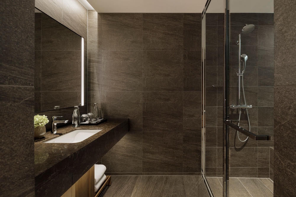 プレミア ルーム シングルベッド 2 台 禁煙 シティビュー バスルーム2 | TIAD 、オートグラフ コレクション