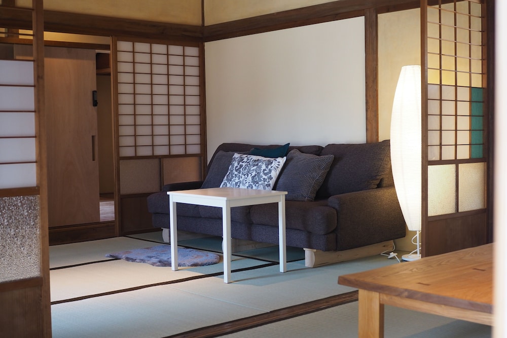 ハウス リビング エリア4 | 岡邸