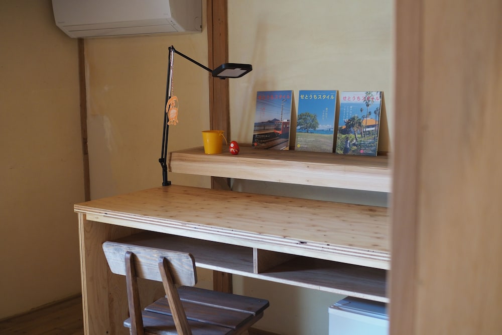 ハウス 客室2 | 岡邸