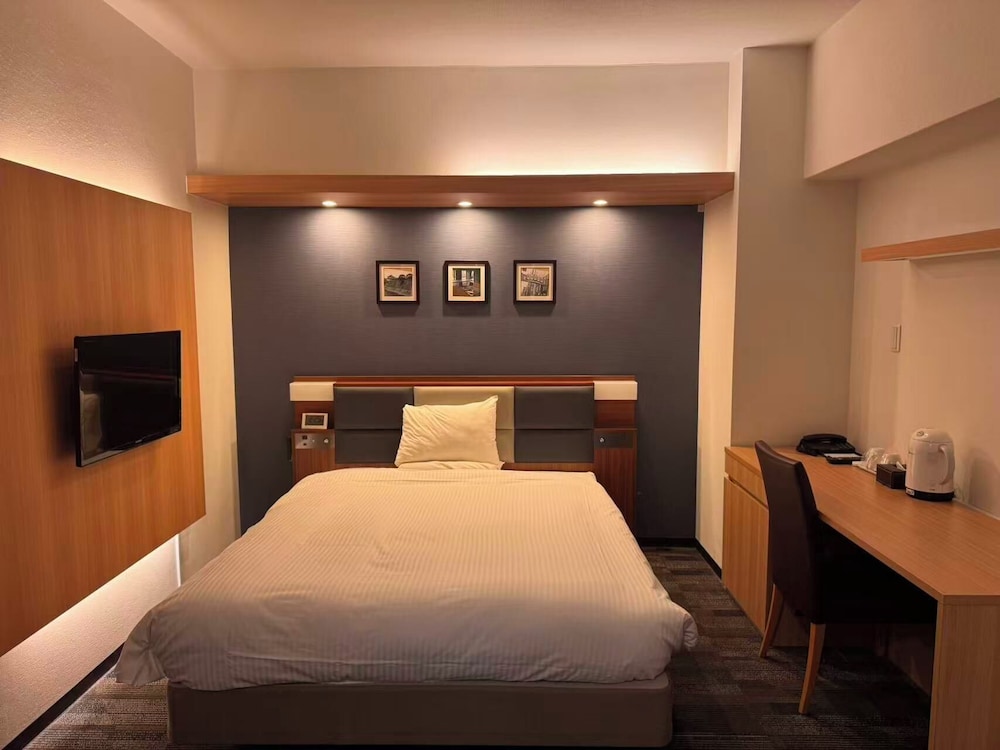 コンフォート シングルルーム | 花築・東心斎橋ホテル