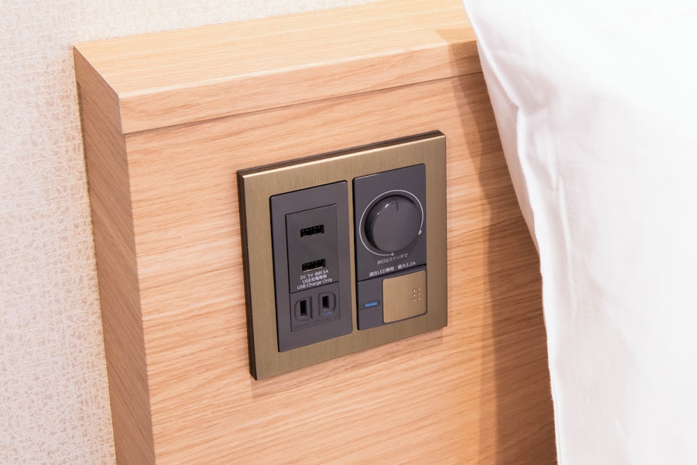 シングルルーム (2名様利用) 禁煙 客室の設備とサービス0 | ベッセルホテル広島 平和大通り