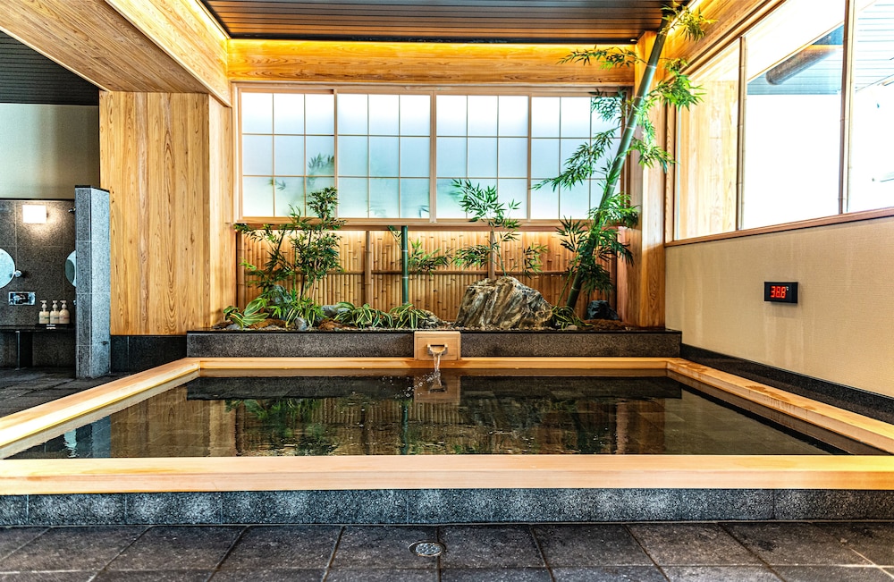 スパ1 | かぷせる旅籠赤坂 SPABLIC INN