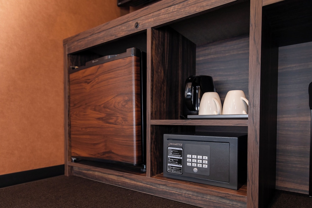 スタンダードダブル富士山側 禁煙 小型冷蔵庫0 | ザ・セレクトン富士山御殿場インター