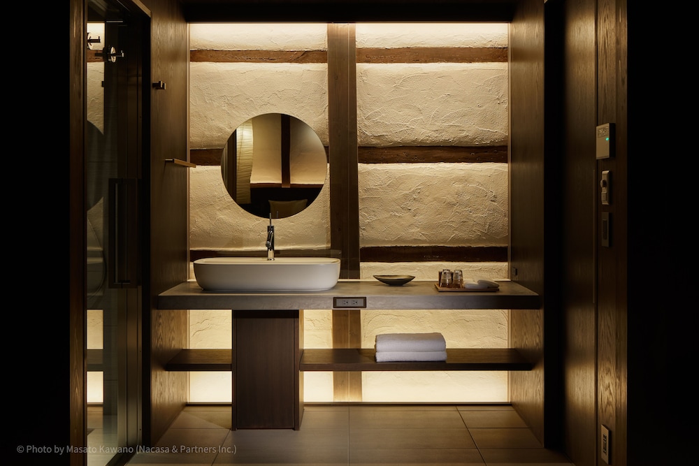 ラグジュアリー ツインルーム バスルーム0 | LOQUAT 西伊豆