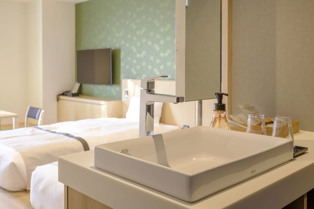 コンパクトツインルーム 客室1 | トーセイホテル ココネ築地銀座プレミア