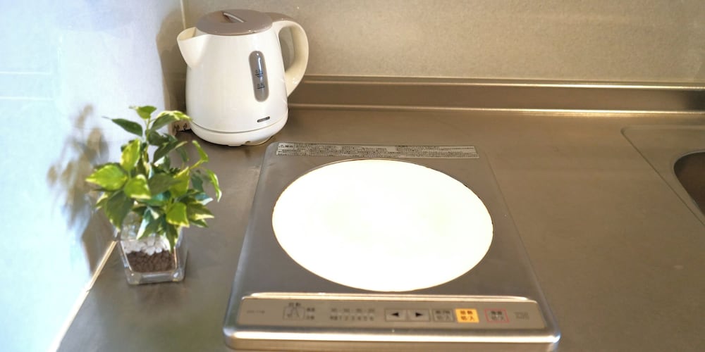 ダブルルーム 禁煙 浴槽 専用キッチン1 | JC HOTEL NAHA