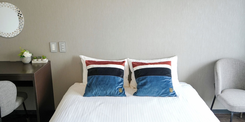 ダブルルーム 禁煙 浴槽 客室1 | JC HOTEL NAHA