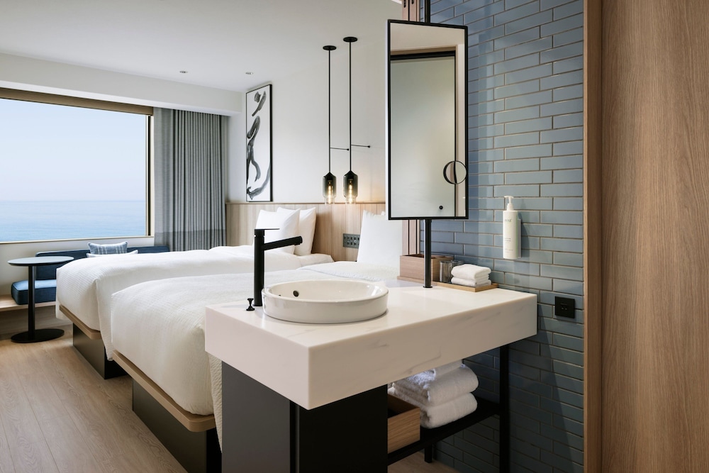 スタンダード ツインルーム シングルベッド 2 台 オーシャンビュー 客室2 | フェアフィールド・バイ・マリオット 兵庫淡路島東浦