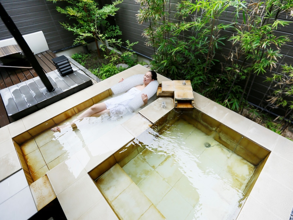 【スタンダードツイン】露天風呂＆寝湯付き　禁煙 バスルーム1 | 湯本庵 清姫