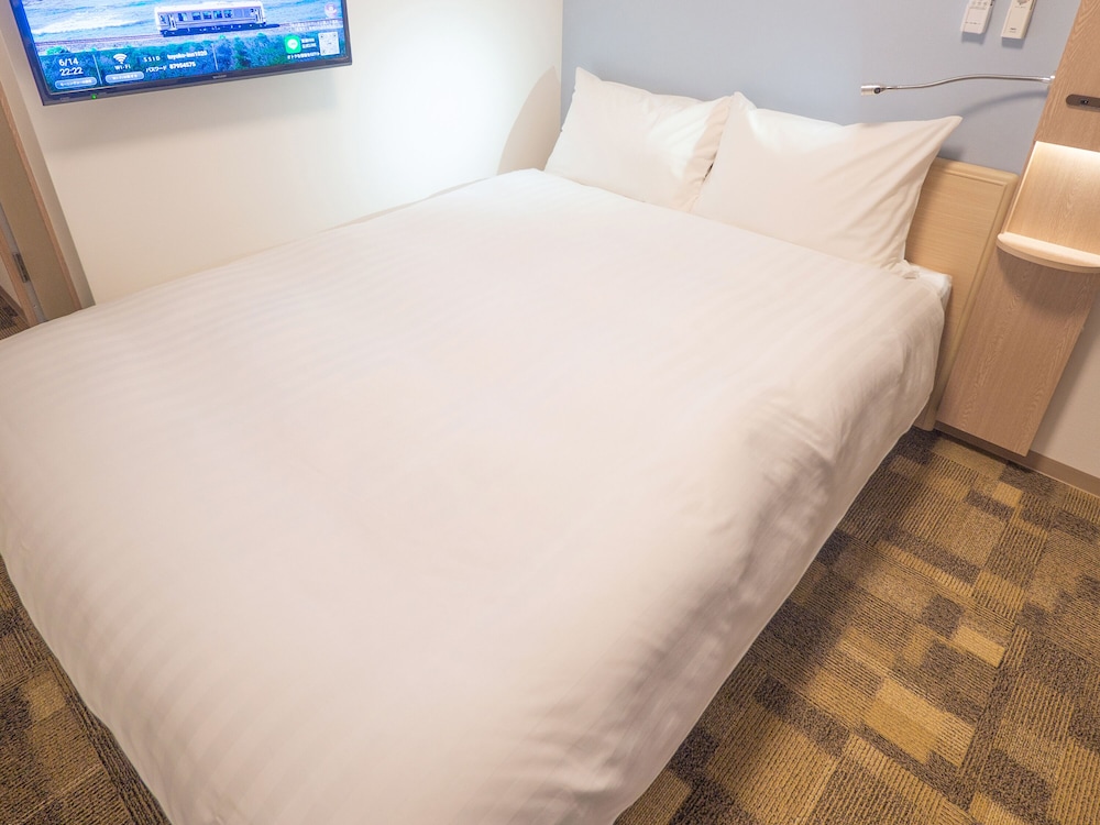 エコノミーダブル 喫煙可 客室1 | 東横 INN 大阪なんば
