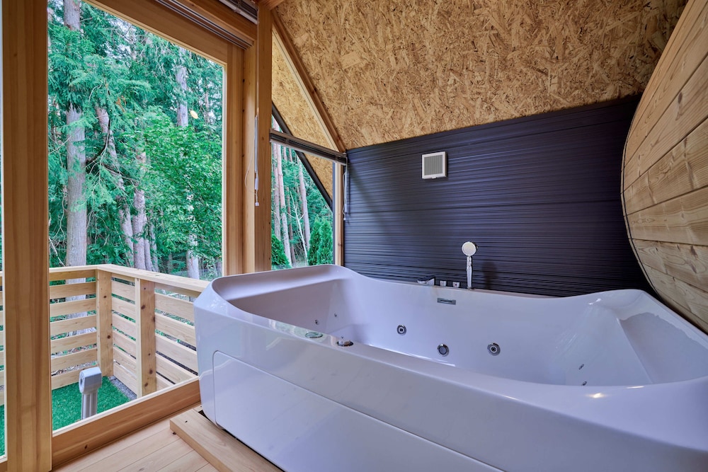 アクアマリン 禁煙 ペット同伴可 客室4 | enico.Mt.Fuji RESORT & GLAMPING