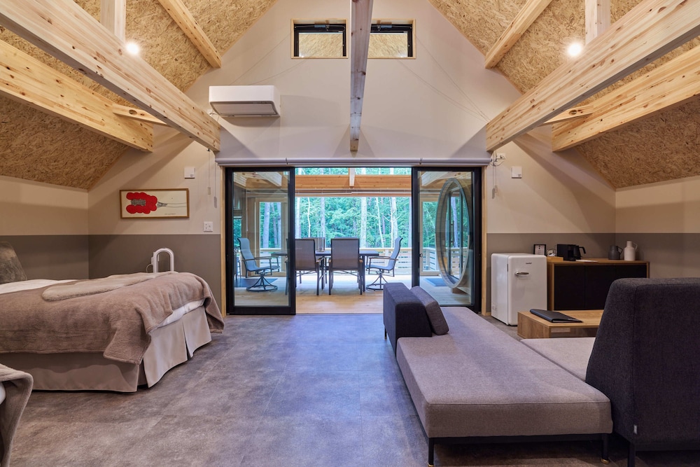 ムーンストーン 禁煙 ペット同伴可 | enico.Mt.Fuji RESORT & GLAMPING