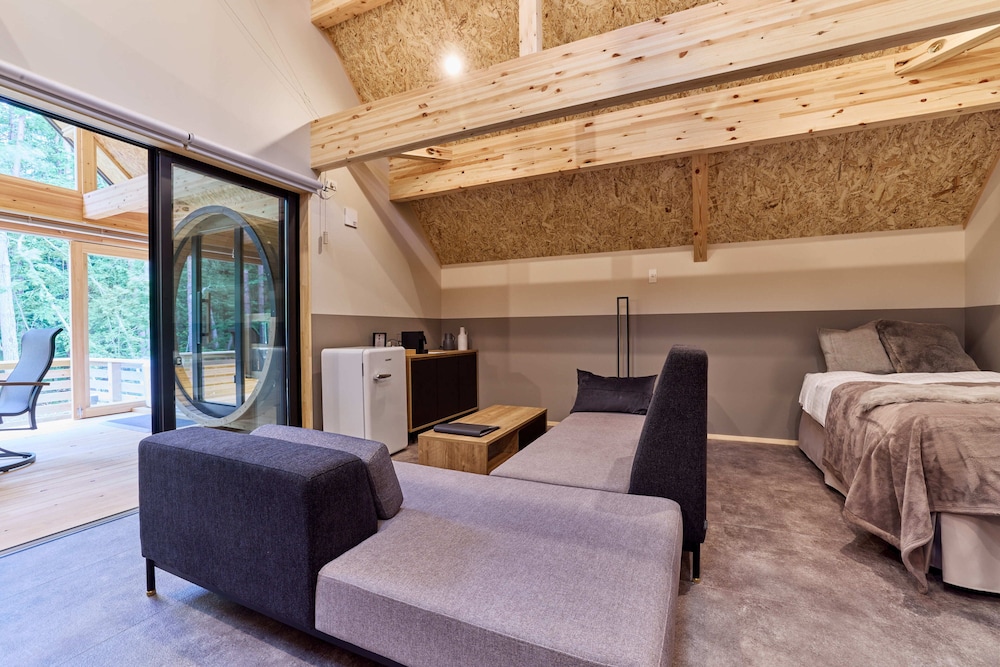 ムーンストーン 禁煙 ペット同伴可 客室7 | enico.Mt.Fuji RESORT & GLAMPING