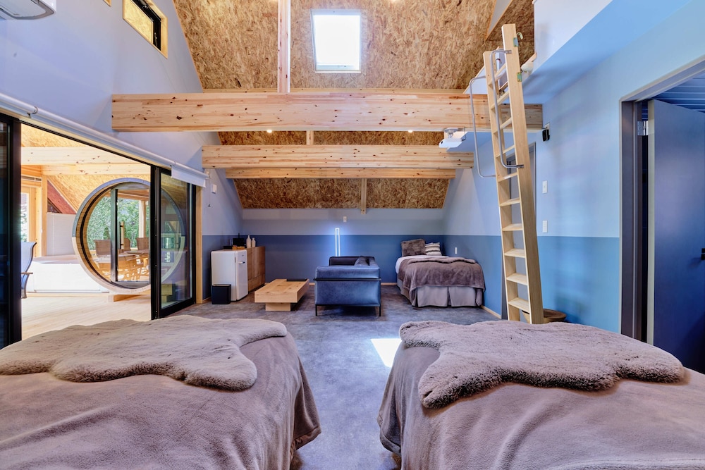 ターコイズ 禁煙 ペット同伴不可 客室6 | enico.Mt.Fuji RESORT & GLAMPING
