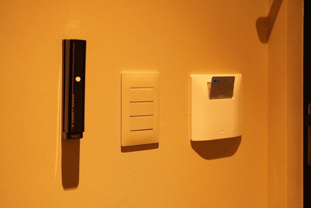 シティ ダブルルーム リビング エリア1 | N+HOTEL 東神田